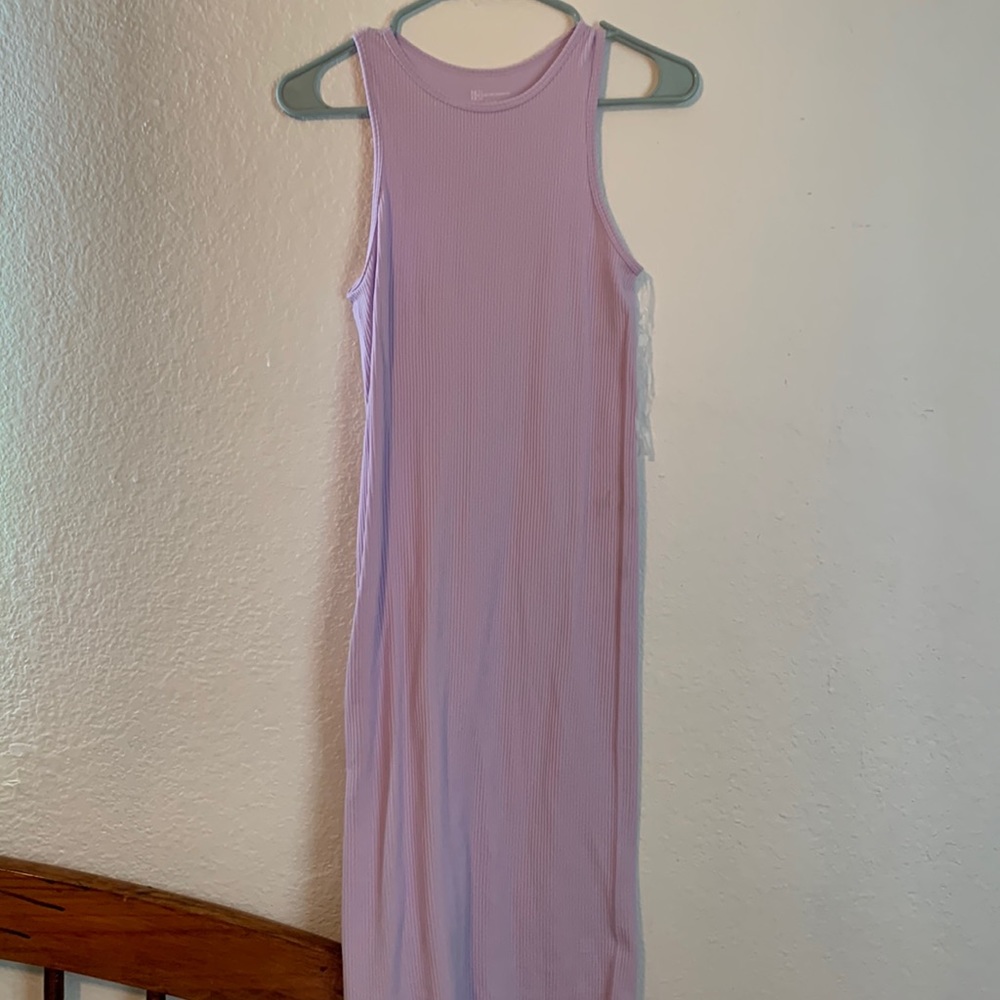 Lavender sleeveless dress